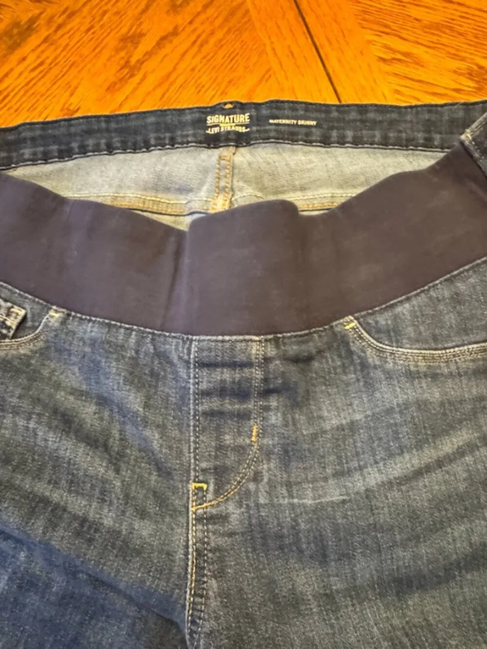 Levi's Maternity Pull-On Jeans Size XL (WJLV1) - Picture 6 of 9